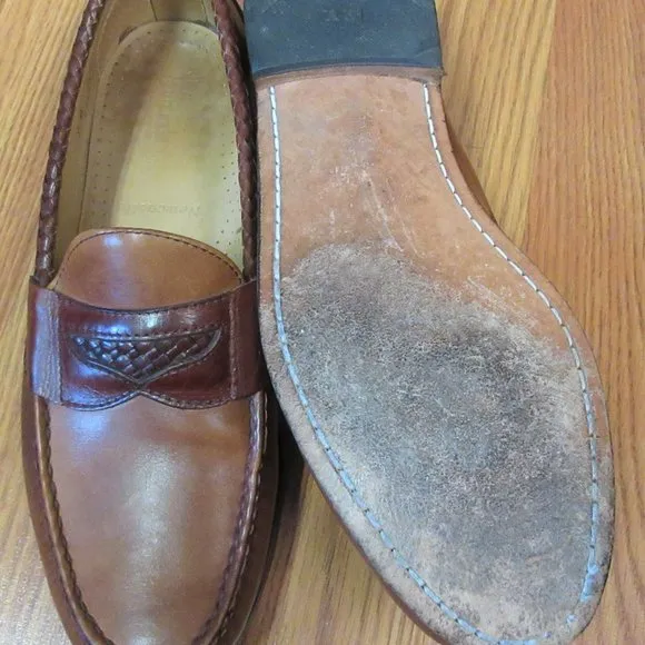 COLE HAAN NEWCASTLE LOAFERS BROWN LEATHER Sz 9 D