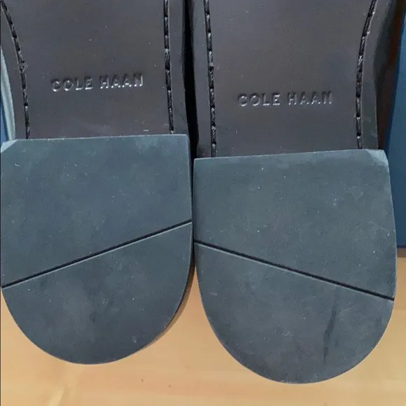 Cole Haan Pinch Tassel Black leather loafers 11D