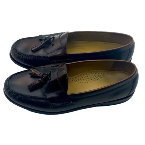 COLEHAAN (10.5E)Leather Loafers.