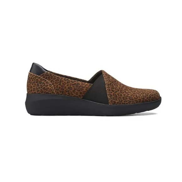 Collection by Clarks Cheetah Print Kayleigh Step Leather Slip-On Sneakers Size 5