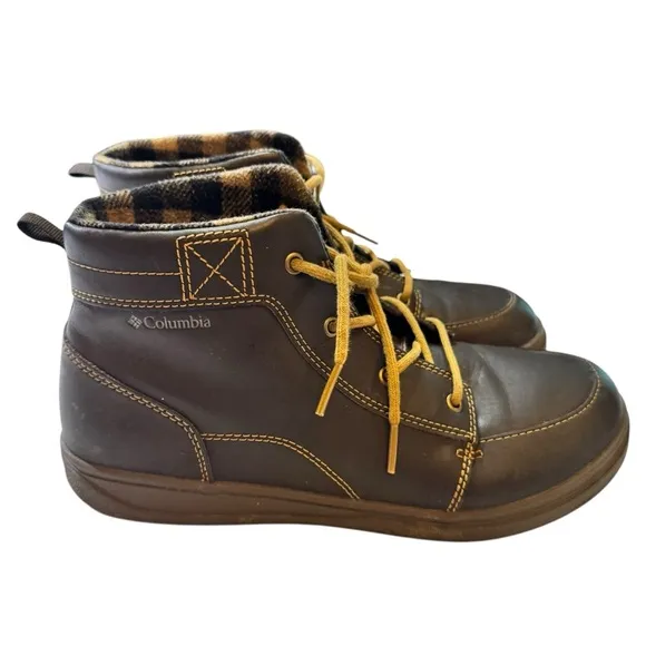 Columbia Brown Outdoor Chukka Omni- Grip Boots with Rugged Sole