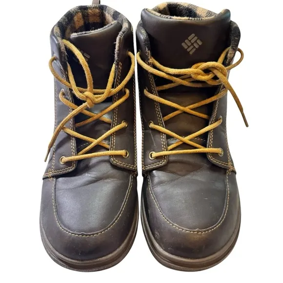 Columbia Brown Outdoor Chukka Omni- Grip Boots with Rugged Sole