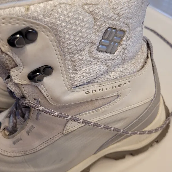Columbia Bugaboot Plus Women's Size 9 Omni-heat Omni-grip Techlite Waterproof