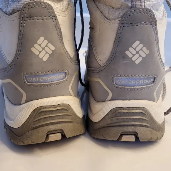 Columbia Bugaboot Plus Women's Size 9 Omni-heat Omni-grip Techlite Waterproof