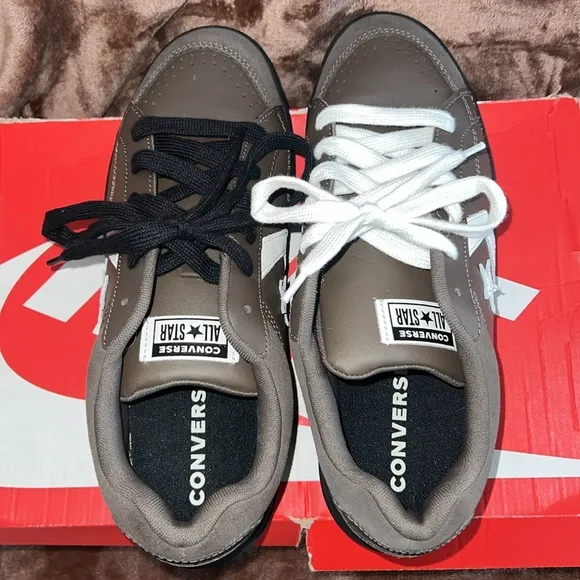 Converse Brown Sneakers with White Star
