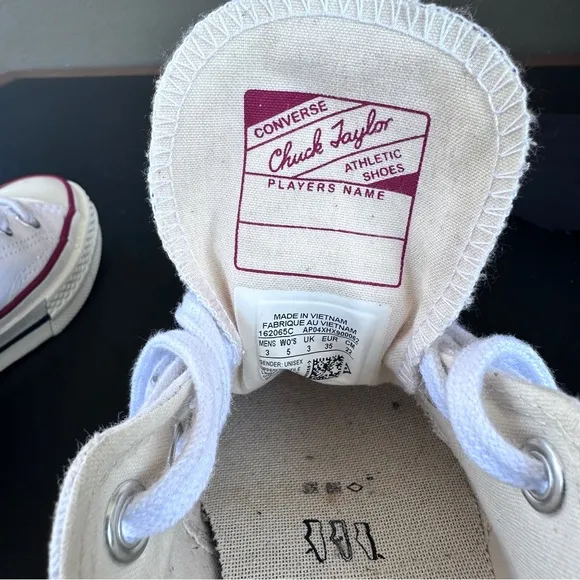 Converse Chuck 70 Unisex Low Top Sneakers White/Garnet/Egret Men's 3/Women's 5