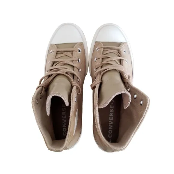Converse Chuck Taylor Lift Cozy Utility Suede Platform Sneakers Women's Sz 9.5