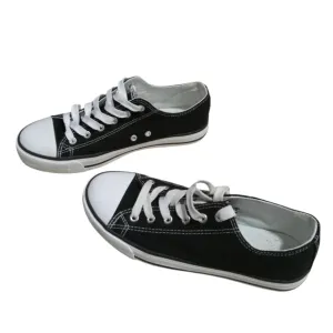 Converse chuck Taylor low top canvas black sneakers size 8