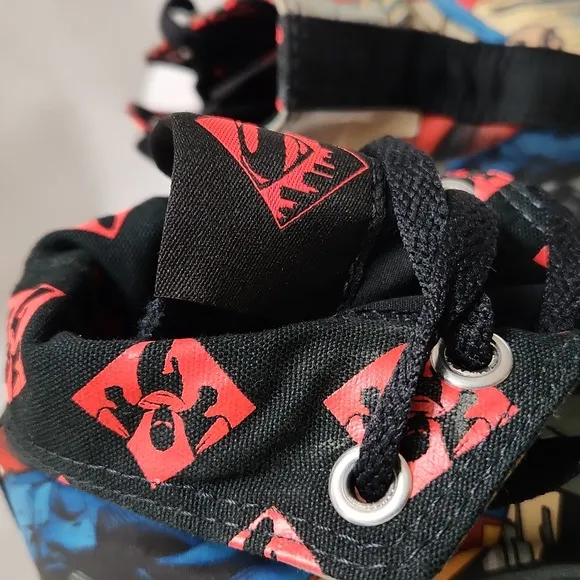 Converse CTAS Superman Hightop sneakers (Unisex m 6, w 8)