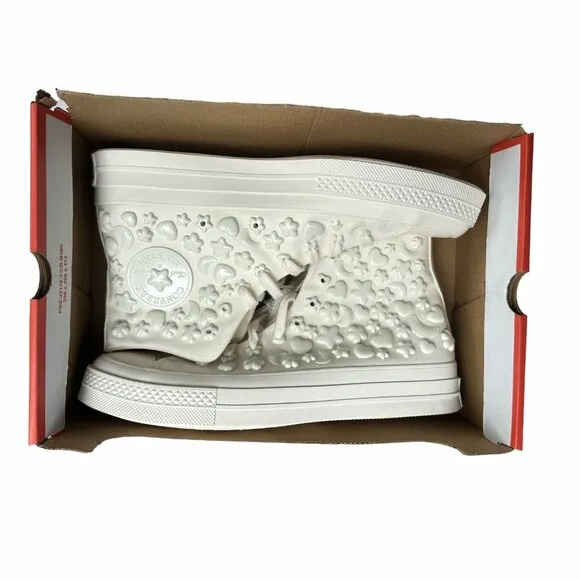 ⭐Converse Women Hi Top Sneakers Chuck 70 3D Charms 9.5 3D Floral Beige A06434C⭐