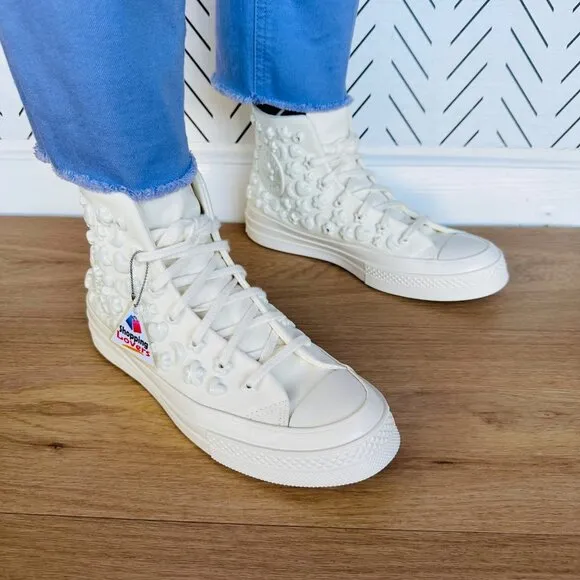 ⭐Converse Women Hi Top Sneakers Chuck 70 3D Charms Sz 7 3D Floral Beige A06434C