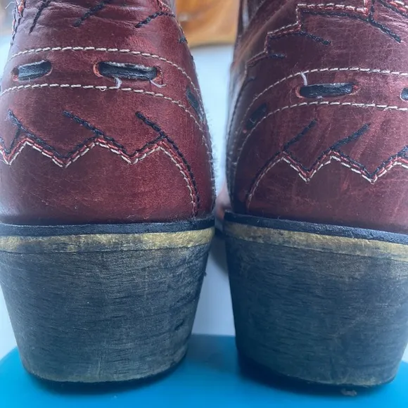 Cowboy Boots Dan Post Youth sz 4
