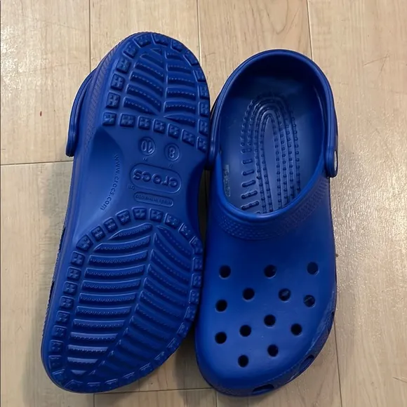CROCS Blue Sandals with Croslite Foam and Ventilation