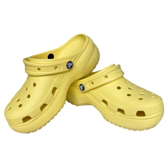 Crocs Classic Bae Clog Platform Sandals – Yellow – Women’s Size 7