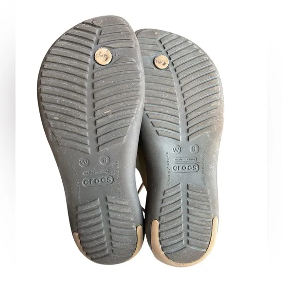 CROCS Sexi Flip Thong Sandals in Tan/Brown, Women’s Size 8, Casual Comfort