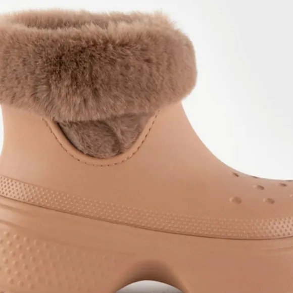 CROCS Stomp Lined Womens Boots  new