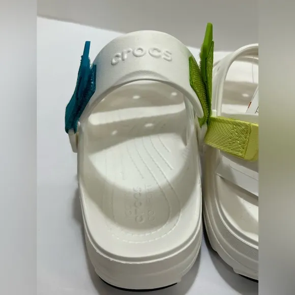 CROCS White Sandals with Adjustable Straps and Ventilation
