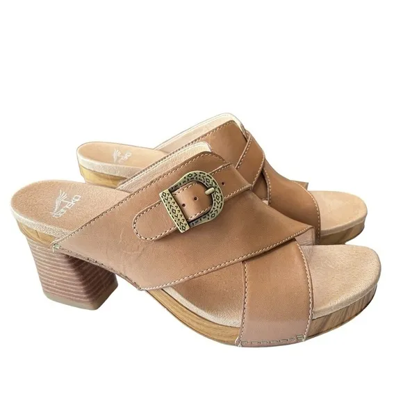 Dansko Amy Womens Tan Leather Slip On Block Heel Sandals Size EU 40 US 9 / 9.5