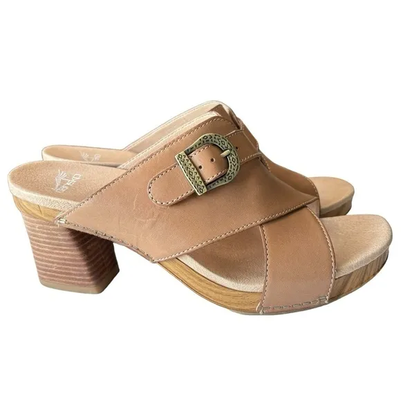 Dansko Amy Womens Tan Leather Slip On Block Heel Sandals Size EU 40 US 9 / 9.5