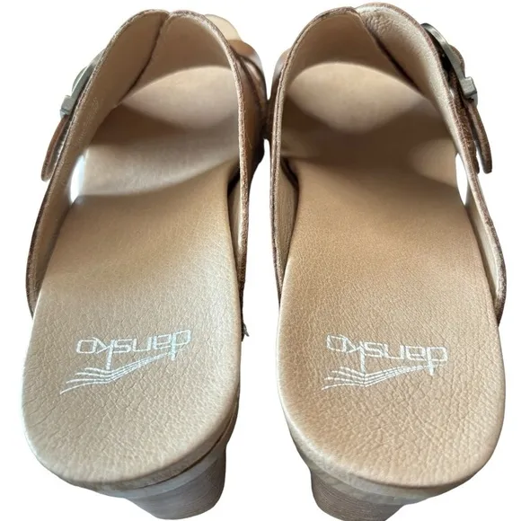 Dansko Amy Womens Tan Leather Slip On Block Heel Sandals Size EU 40 US 9 / 9.5