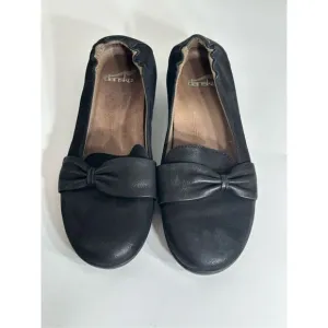 Dansko Karen black leather loafers size 37 (6.5)