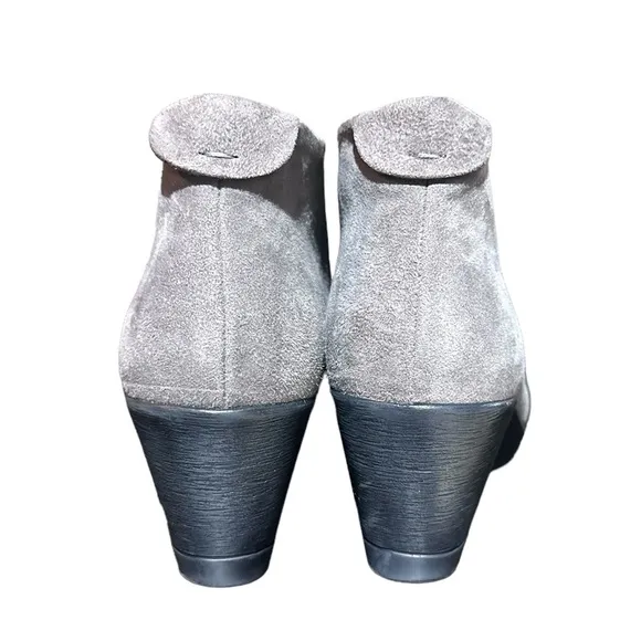Dansko Renee Wedge Booties Size 7 Grey Suede Heeled Boots Size 37