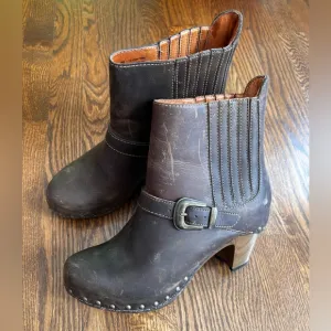 Dansko Rihanna boots