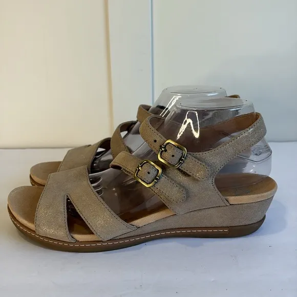 Dansko Sand Angela Sandals