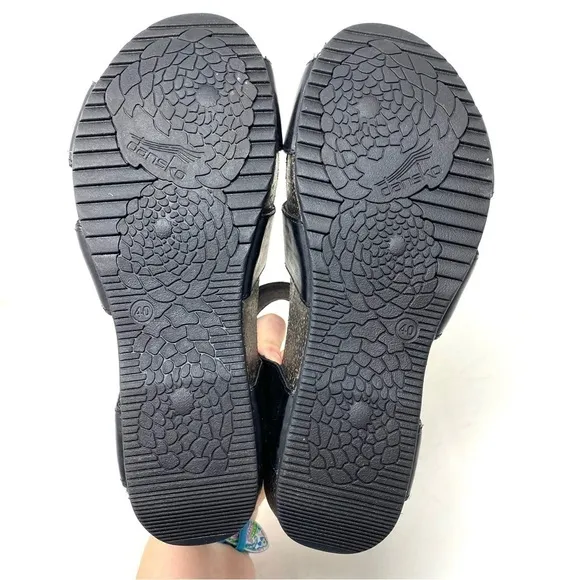Dansko SAVANNAH BLACK WAXY BURNISHED Sandals