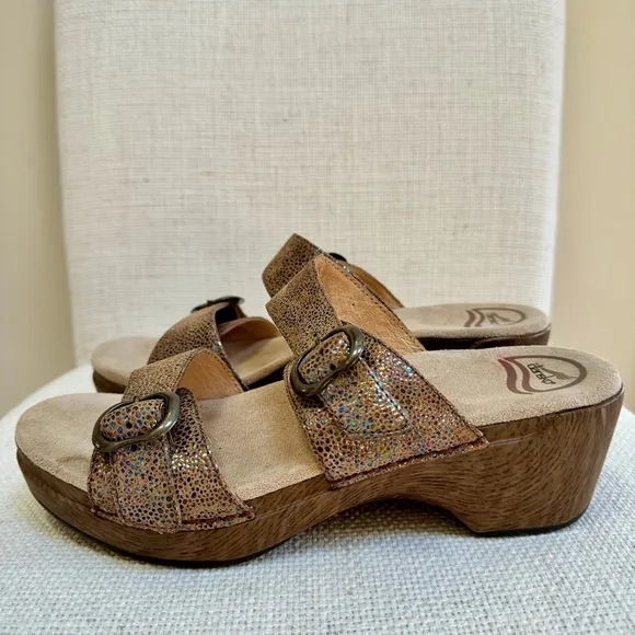 Dansko Sophie Metallic Snake Strap Buckle Slide Sandals Gold 40  US 39.5-10