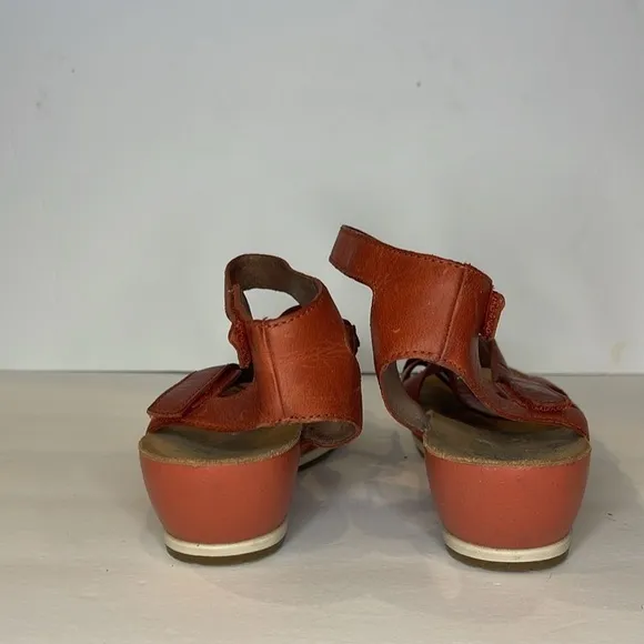 Dansko Veruka Sandals