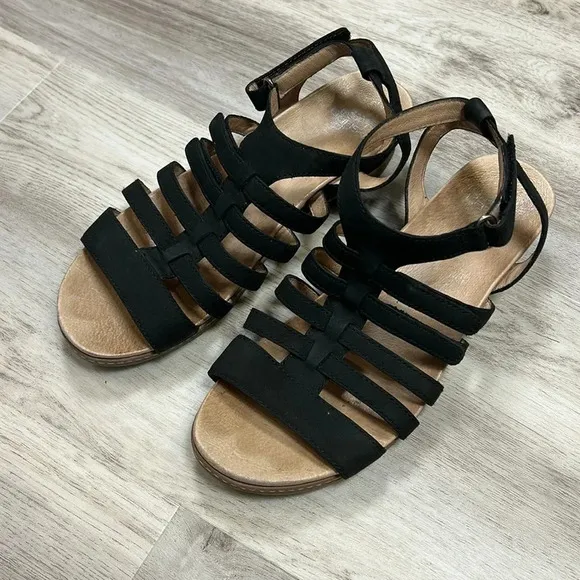Dansko Women's Black Leather Athena Gladiator Comfort Sandals / 1531470300 / 8