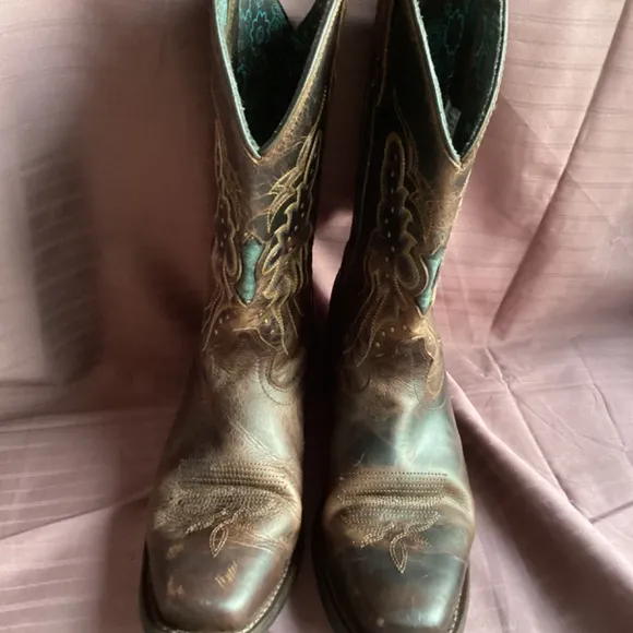 Dark Distressed Laredo Western Boots