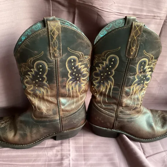 Dark Distressed Laredo Western Boots