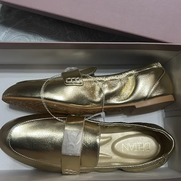 Deltan Gold Leather Loafers size 8.5 NWT