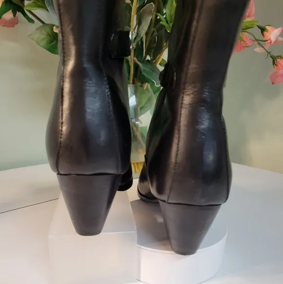 Dingo leather western boots short ankle height booties cowboy VTF EUC