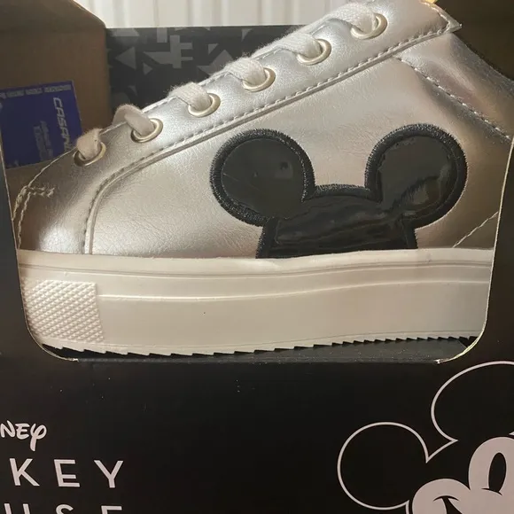 Disney Mickey Mouse Silver and Black Ladies character sneakers Size 9 NWT