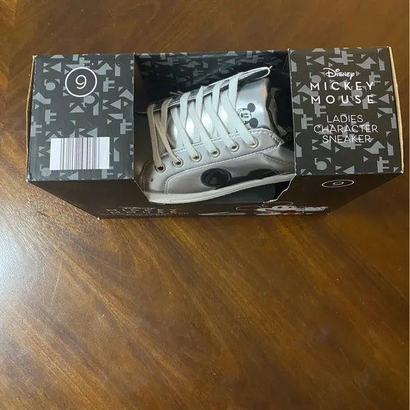 Disney Mickey Mouse Silver and Black Ladies character sneakers Size 9 NWT