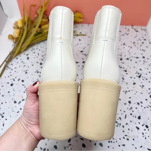 Dolce Vita Caster Ivory Lug Sole Midi Block Heel Women’s Leather Boots Sz 8.5