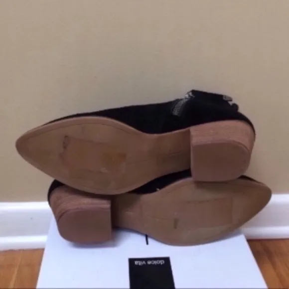 DOLCE VITA 'Saira' Black Suede Pointy Toe Dual Zipper Ankle Boots Size 5.5