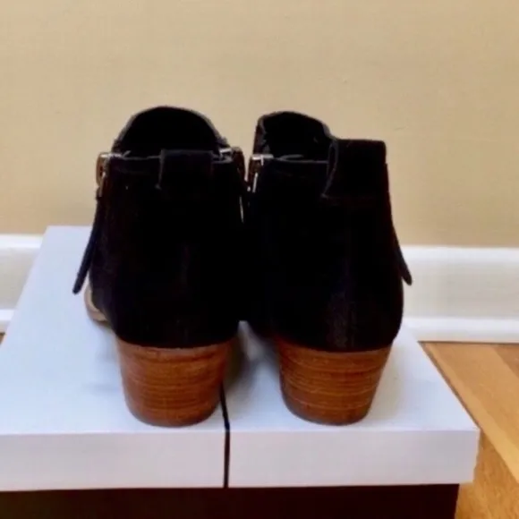 DOLCE VITA 'Saira' Black Suede Pointy Toe Dual Zipper Ankle Boots Size 5.5