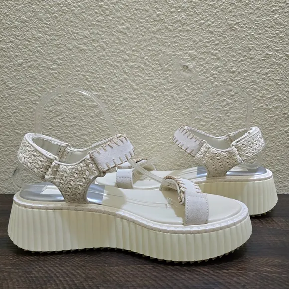 Dolce Vita Women's Debra Ivory Platform NEW Suede Sandals Size 9