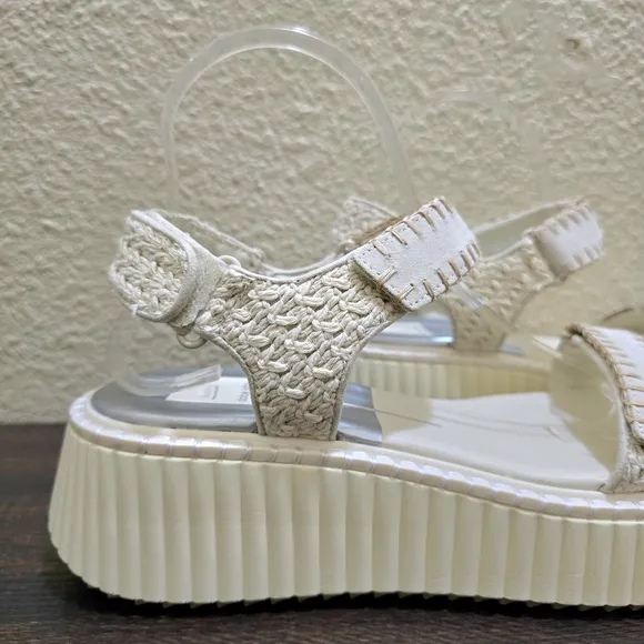 Dolce Vita Women's Debra Ivory Platform NEW Suede Sandals Size 9