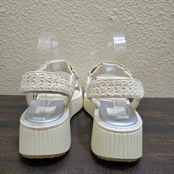 Dolce Vita Women's Debra Ivory Platform NEW Suede Sandals Size 9
