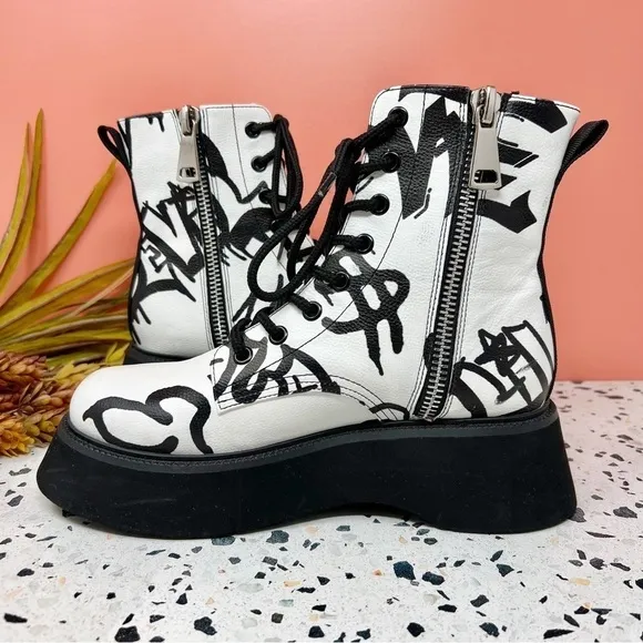 Dolls Kill Current Mood Graffiti White Women’s Combat Lace Up Boots Sz 37