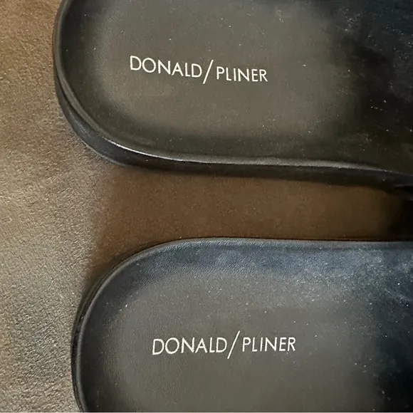 Donald J Pliner Black Nappa Leather Embossed Horsebit Buoy Slide Sandals