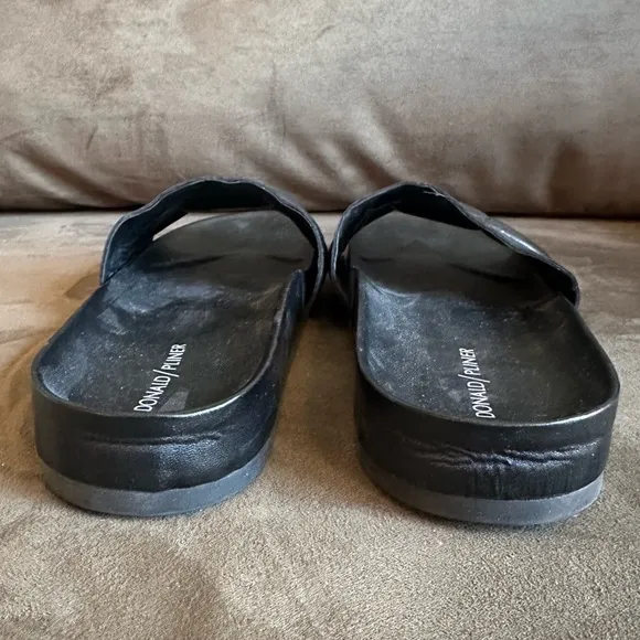 Donald J Pliner Black Nappa Leather Embossed Horsebit Buoy Slide Sandals