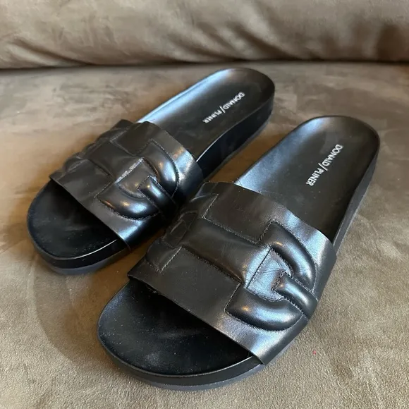 Donald J Pliner Black Nappa Leather Embossed Horsebit Buoy Slide Sandals