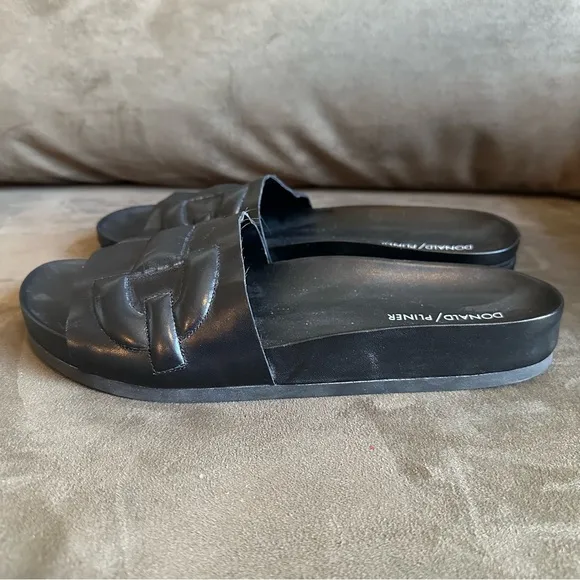 Donald J Pliner Black Nappa Leather Embossed Horsebit Buoy Slide Sandals