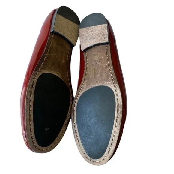 Donald J. Pliner Diona Red Patent Flat Gold Logo Rust Loafers Size 9N